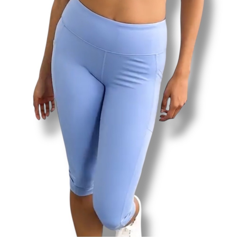 DKNY SPORT Women's Balance High-Waist Capri Leggings - XL Light Blue